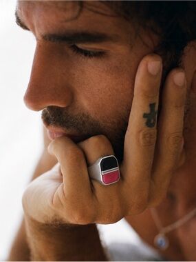 MAISON MARGIELA unisex signet ring